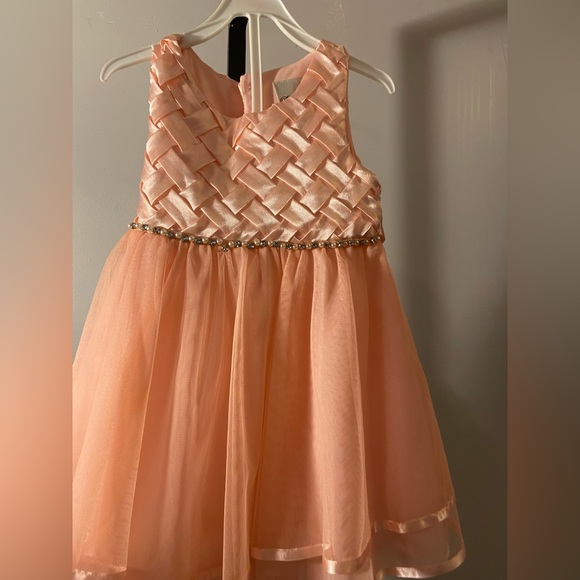 Blush Pink Color Infant Holiday /special occasions/Party dress - Picture 3 of 9